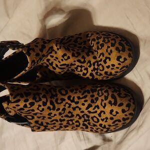 Woman's boots